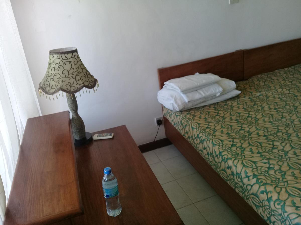 Sokoine Aparthotel - Life House Building Dar es Salaam Esterno foto