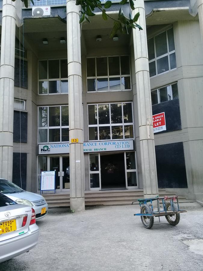 Sokoine Aparthotel - Life House Building Dar es Salaam Esterno foto
