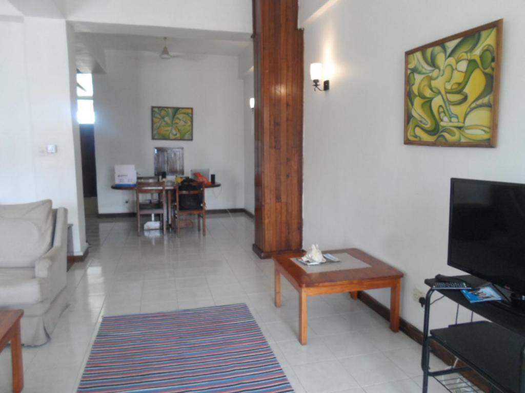 Sokoine Aparthotel - Life House Building Dar es Salaam Esterno foto