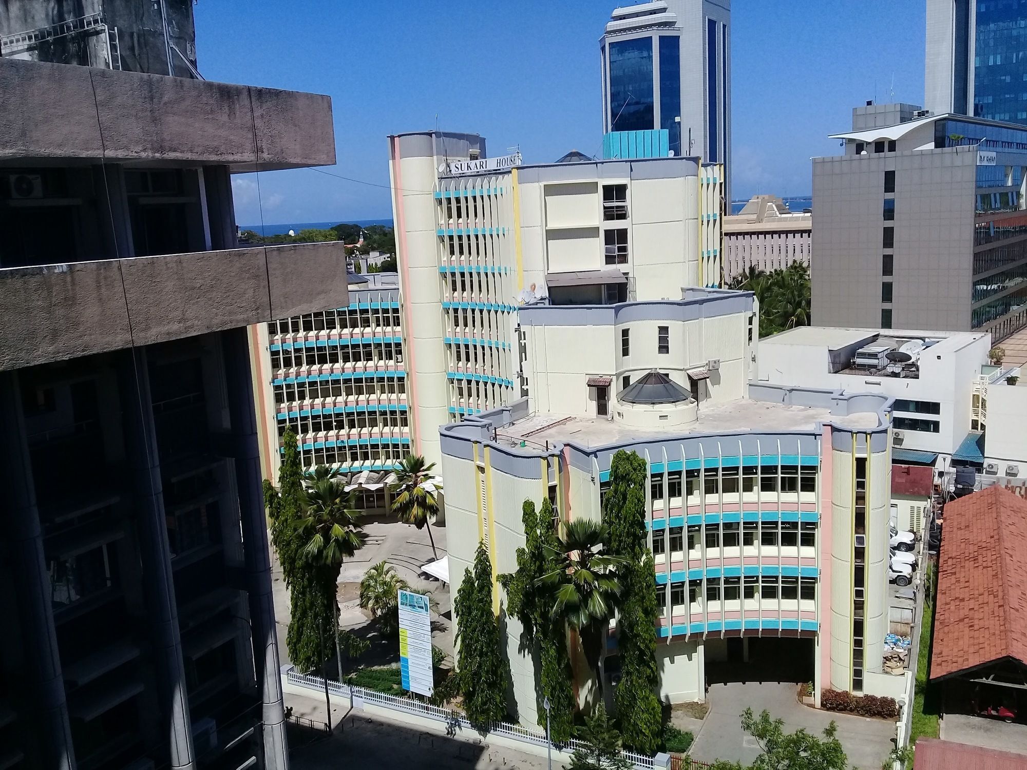 Sokoine Aparthotel - Life House Building Dar es Salaam Esterno foto