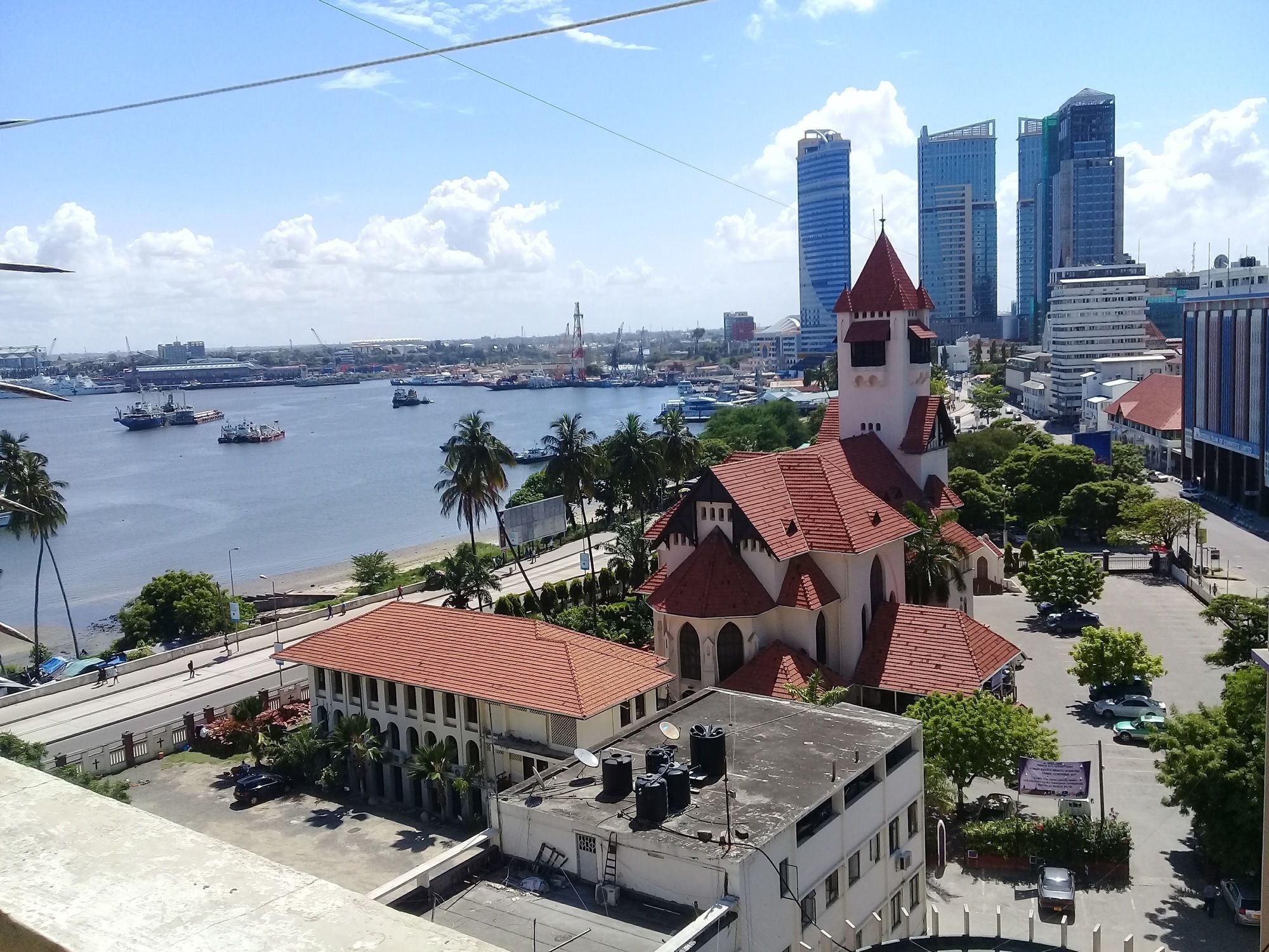 Sokoine Aparthotel - Life House Building Dar es Salaam Esterno foto